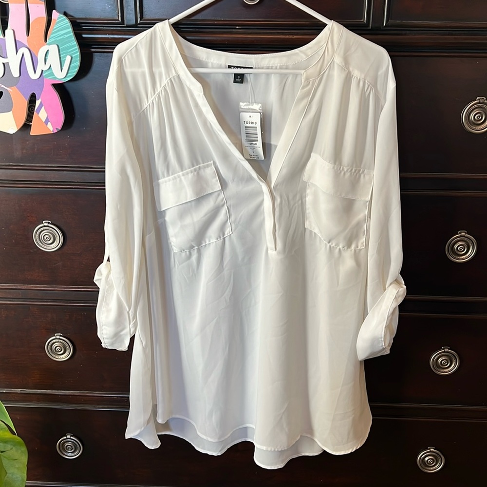NWT Torrid White Blouse